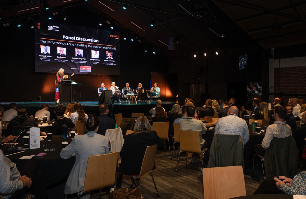 Nat - BUILDUP26 - 01