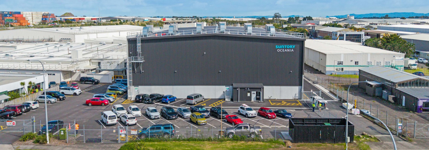 Suntory Oceania Warehouse - 01