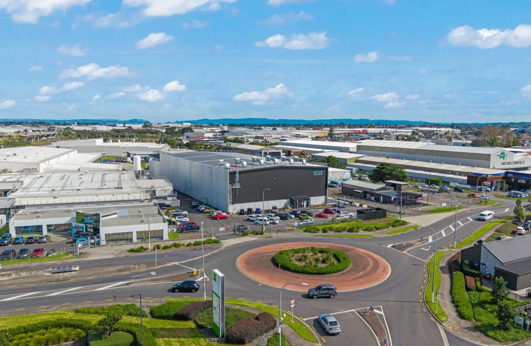 Suntory Oceania Warehouse - 02
