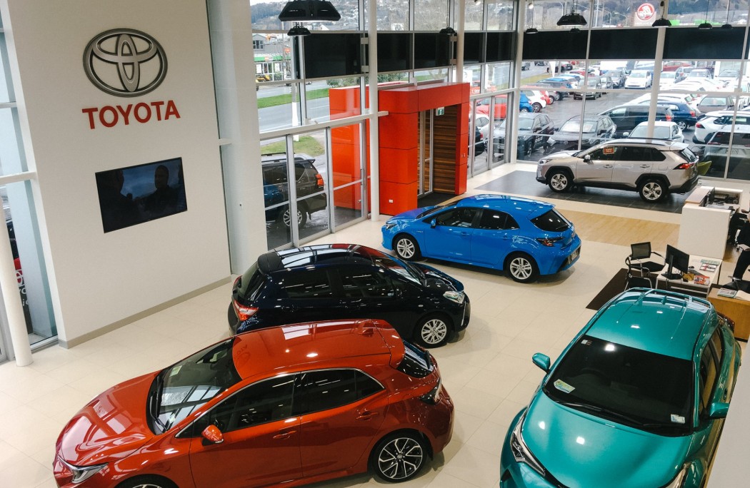 toyotainteripor showroom