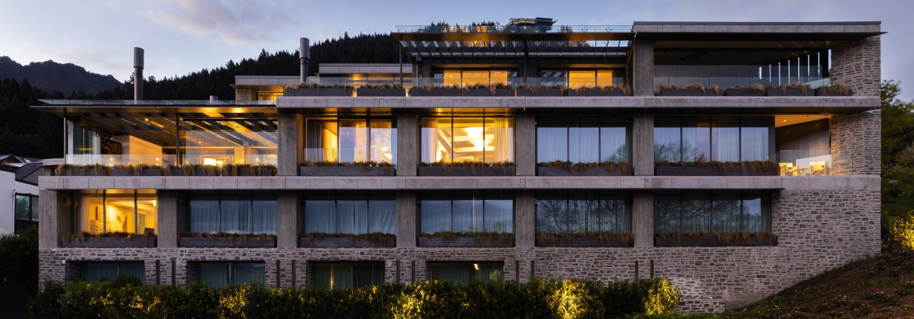 Roki Queenstown Queenstown - Cook Brothers Construction - 02